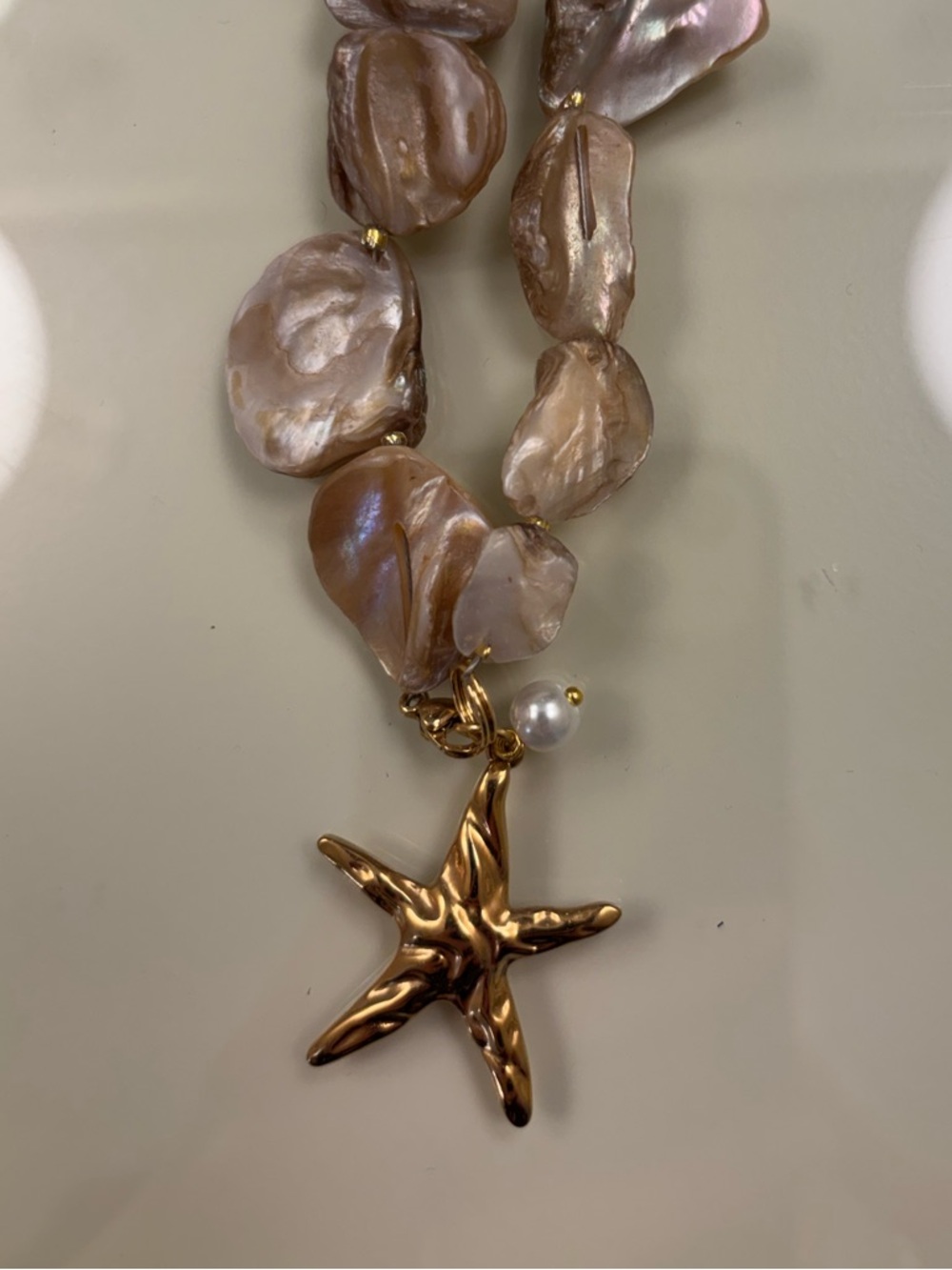 Shell Necklace - Picture 3 of 3